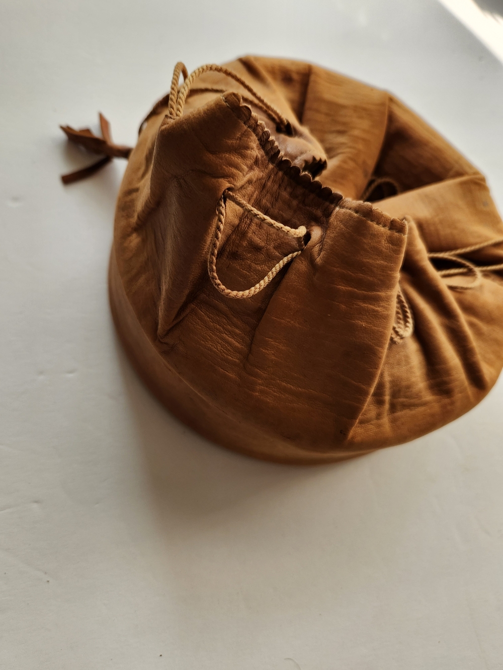 Round Vintage Soft Brown Leather Pouch / Container for men's Collar with tie